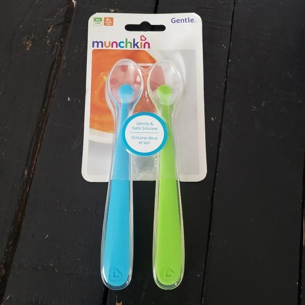 Munchkin NIP Baby 4+ Gentle Soft Spoons Feeding Blue Green Clear